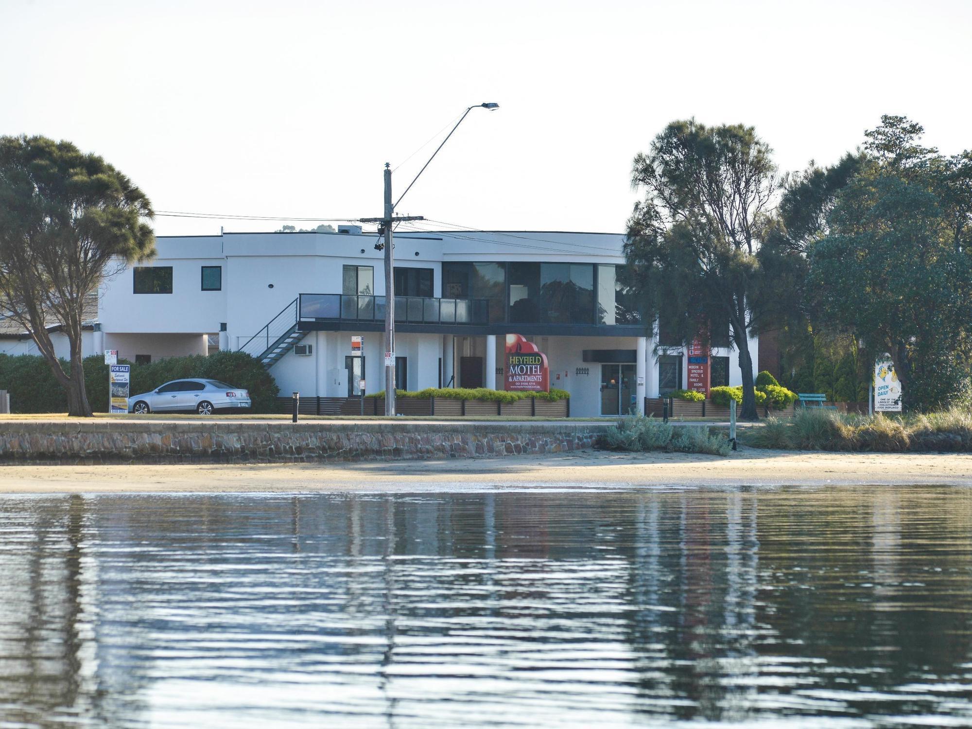 Heyfield Motel And Apartments Lakes Entrance Eksteriør bilde