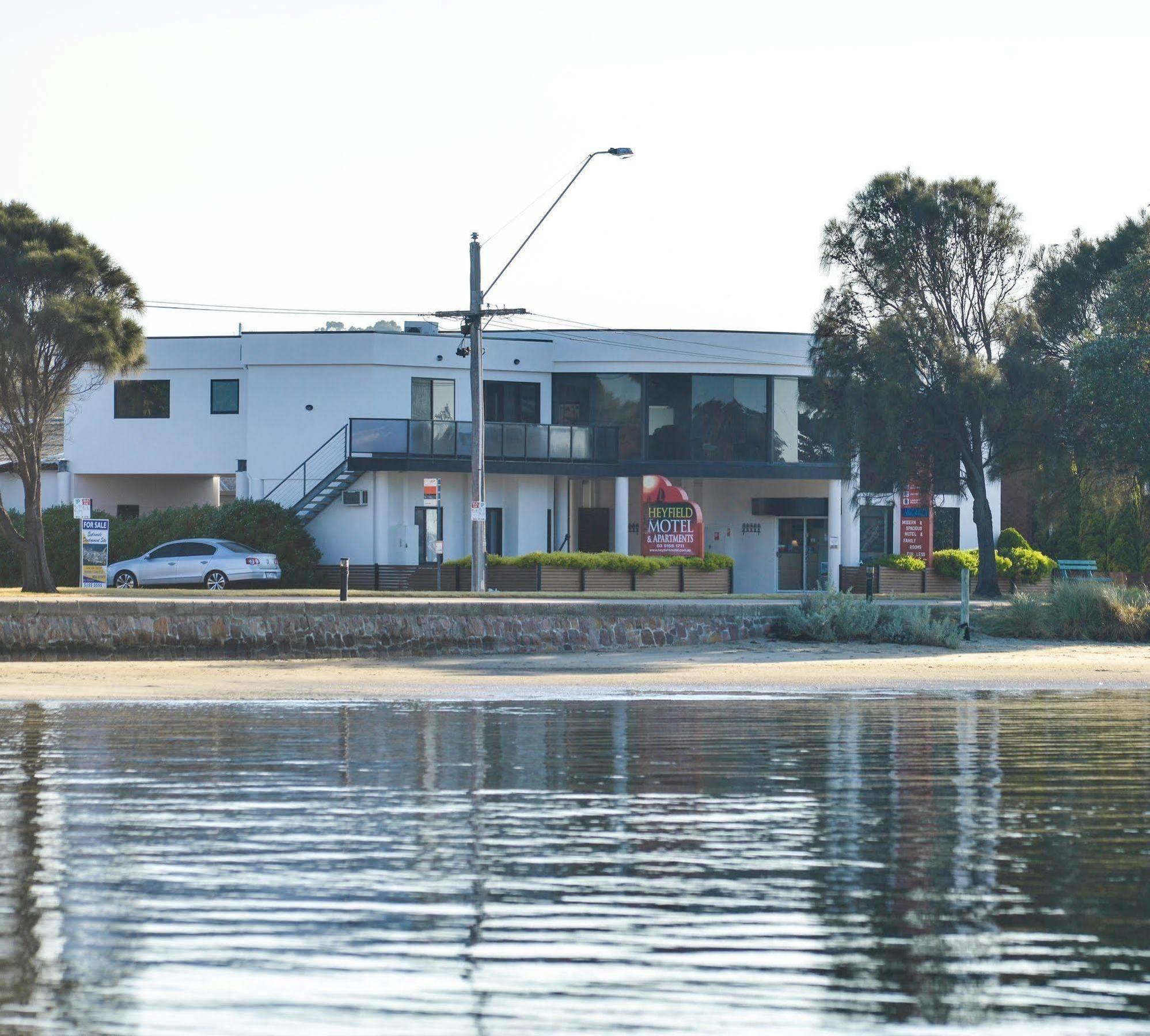 Heyfield Motel And Apartments Lakes Entrance Eksteriør bilde